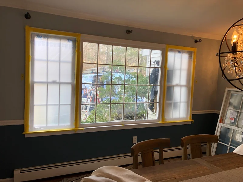 This dining room double hung/picture window combination window will be replaced